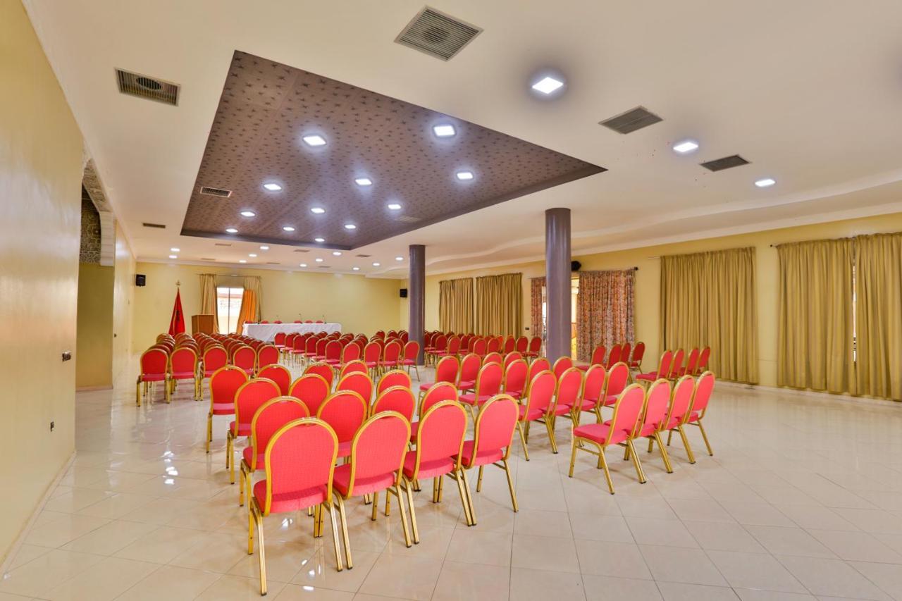 فندق Complexe El Bassatine بني ملال‎ المظهر الخارجي الصورة