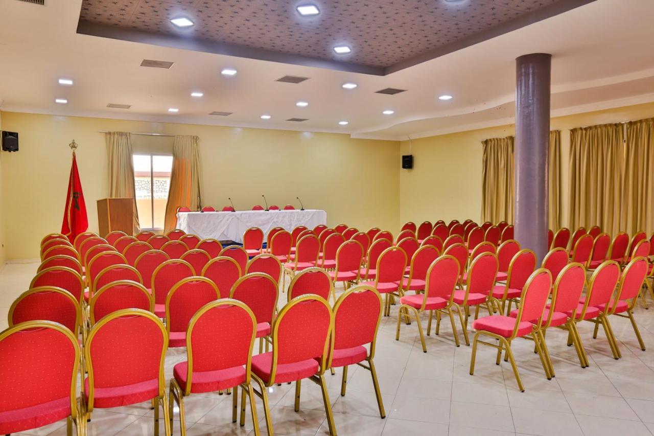 فندق Complexe El Bassatine بني ملال‎ المظهر الخارجي الصورة