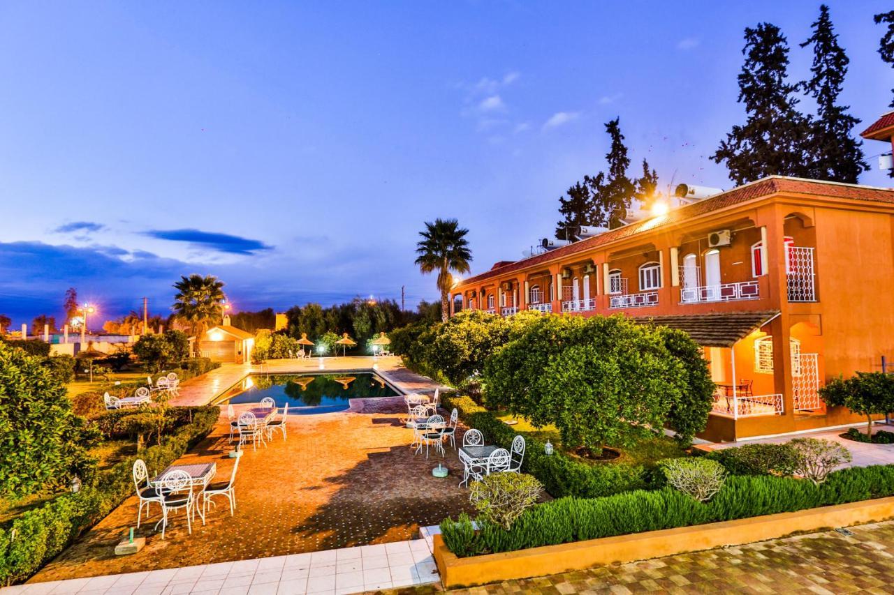 فندق Complexe El Bassatine بني ملال‎ المظهر الخارجي الصورة