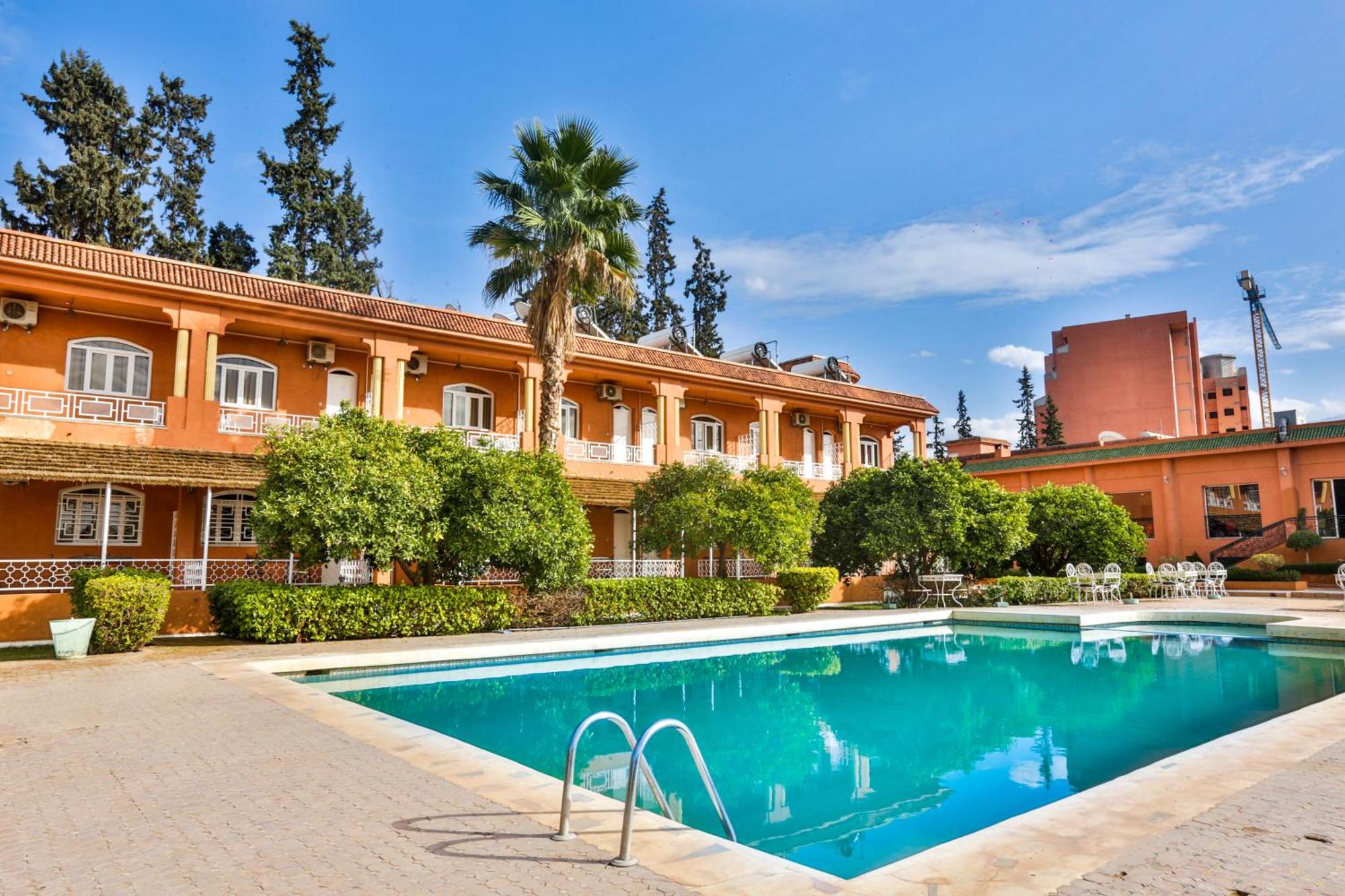 فندق Complexe El Bassatine بني ملال‎ المظهر الخارجي الصورة